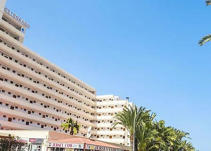 In El Dorado Complex דירה *